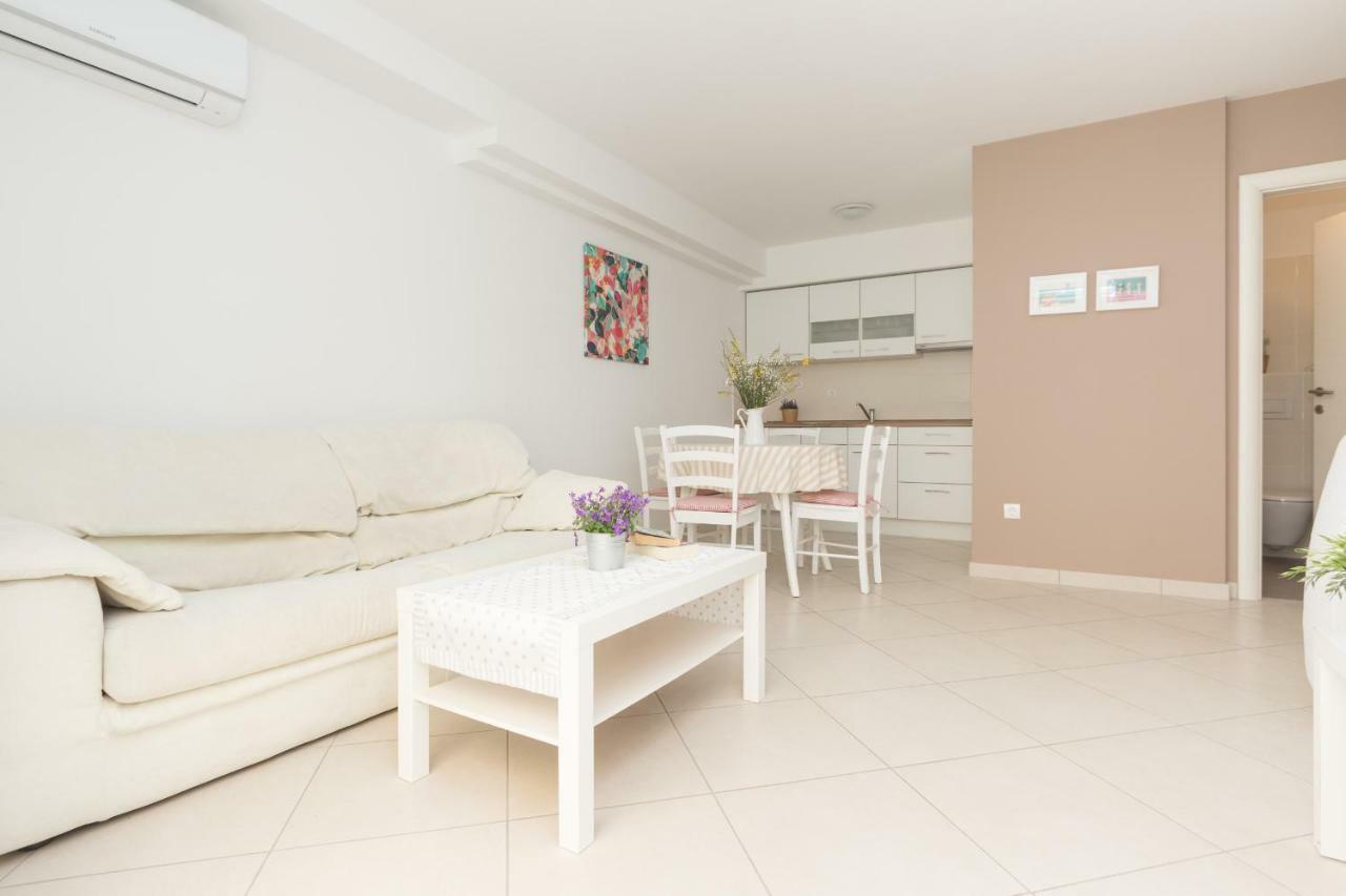 Alpeza Apartments بول المظهر الخارجي الصورة